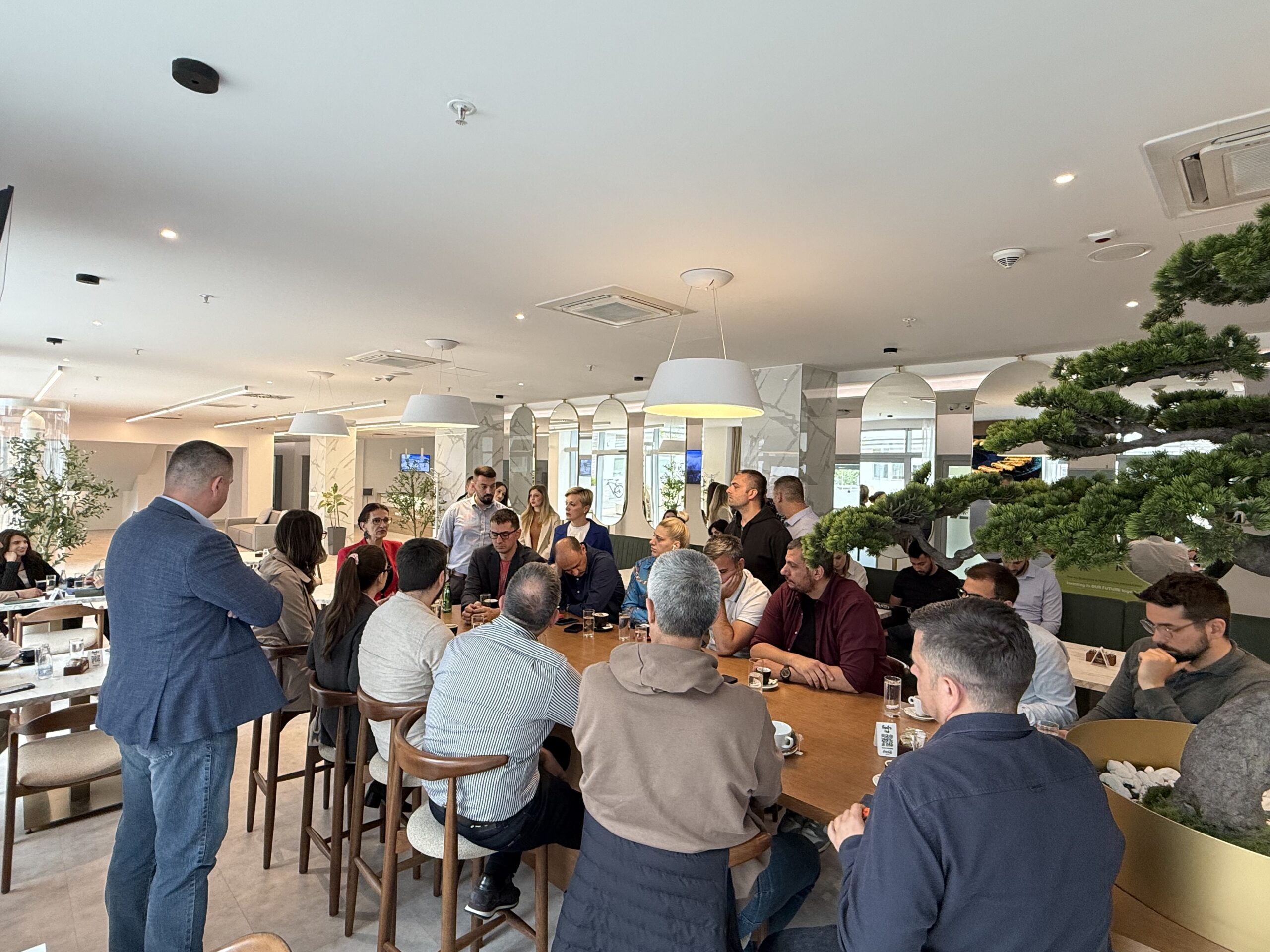 CoffINO: Zajednica u fokusu kroz otvoren dijalog i razmjenu ideja